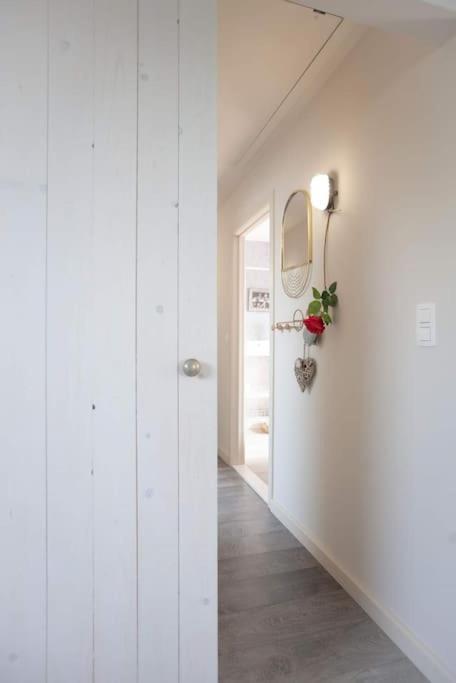Zalig Cosy Appartement 2-4 Pers.Fietsen & Tuin Де-Хаан Экстерьер фото